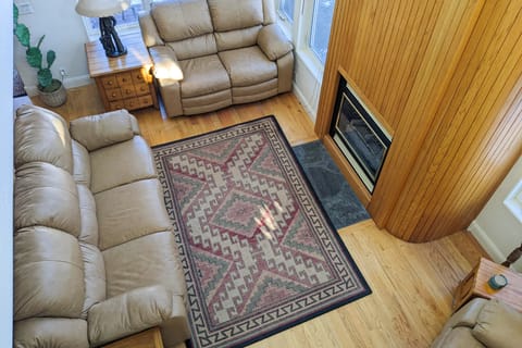 Year-Round Base w/ Balcony & Mtn Views in Driggs! Apartment in Driggs