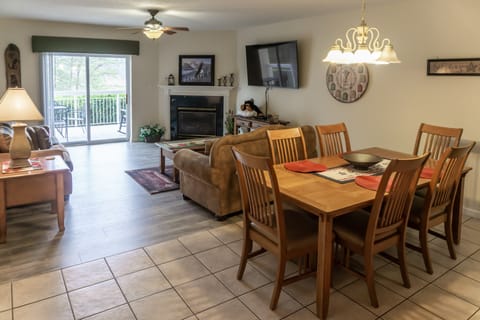 2 BR Home w/ Private Balcony & Pool Access Apartment in Pigeon Forge