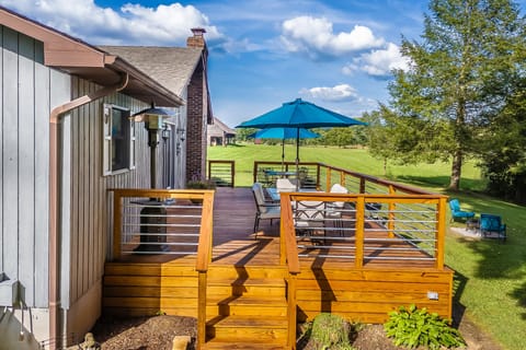 Dock! Riverfront Angler's Oasis in Elizabethton House in Elizabethton