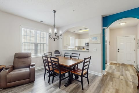 Pool & Tennis! Updated Barefoot Resort Condo Apartment in North Myrtle Beach