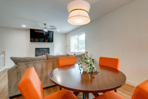 2 Mi to Dtwn: Gorgeous Gilbert Gem w/ Private Yard House in Gilbert