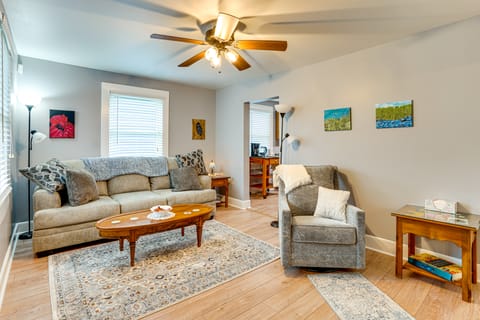 2 Mi to Dtwn Paducah! Family Getaway w/ Yard House in Paducah