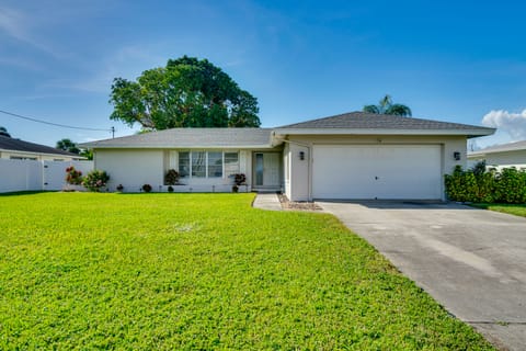 2 Mi to Marina & Beach: Cape Coral Home w/ Dock House in Cape Coral