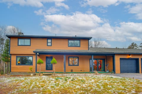 Bromley Mtn Outdoor Hub! Family Gem w/ Game Room House in Peru