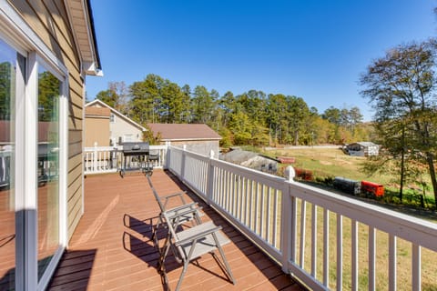 4 Seasons of Fun! Walhalla Home w/ Spacious Yard! House in South Carolina