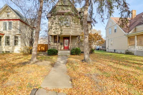 Central Duplex Townhome close to Twin Cities Apartment in Saint Paul