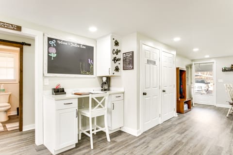 Secluded Getaway on 40 Acres in Lawrenceburg! House in Tennessee