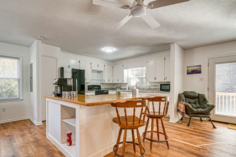 2 Mi to Lake Gaston: Wooded Family Home w/ Deck House in Lake Gaston