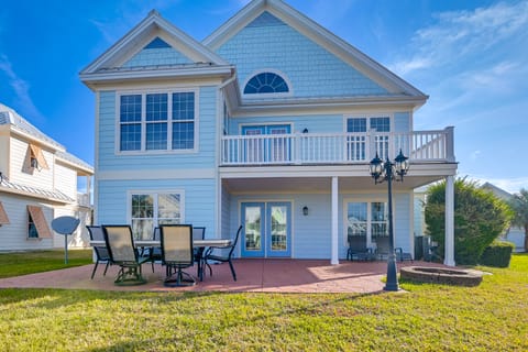 Spacious Home w/ Oceanside Village Resort Perks! House in Surfside Beach