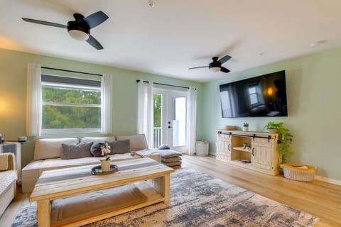 3 Mi to Riverwalk: Family Gem in Gated Community! Apartment in Bradenton