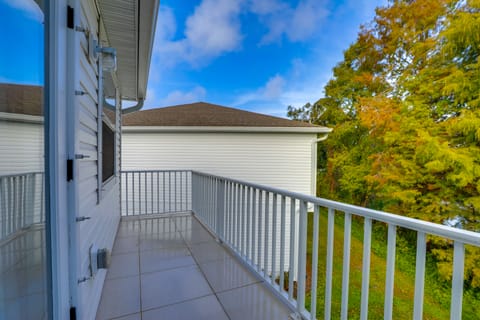 3 Mi to Riverwalk: Family Gem in Gated Community! Apartment in Bradenton