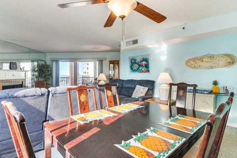 Private Balcony w/ Gulf Views: Indian Shores Condo Apartment in Redington Shores