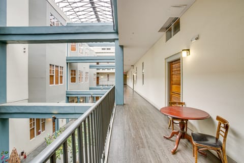 Walkable French Quarter Condo w/ Gym + Pool Access Apartment in French Quarter