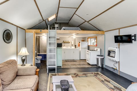 Couples Haven 1 Mi to Dtwn Dolores! Bring Your Pet Apartment in Colorado