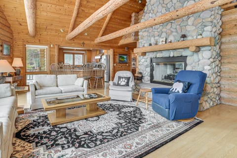 On-Site Trails & Private Beach! Lake Huron Retreat House in Michigan
