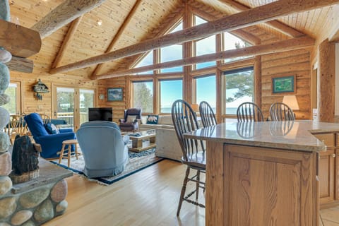 On-Site Trails & Private Beach! Lake Huron Retreat House in Michigan