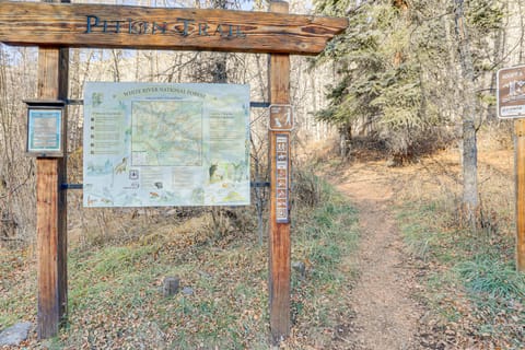 2 Mtn-View Decks! East Vail Unit By Trails & Bus Apartment in Vail