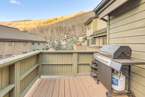 2 Mtn-View Decks! East Vail Unit By Trails & Bus Apartment in Vail