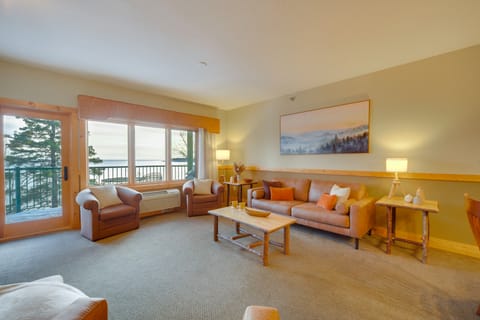 Pool Access: North Shore Gem Near Beaches & Trails Apartment in Two Harbors