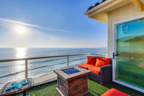 Spectacular Ocean View! Luxe Condo in San Clemente Apartment in San Clemente
