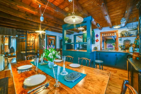 Family Cabin Near Bellayre & Plattekill Mtns! House in Capital District, NY, USA