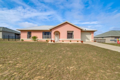 Patio & Pet-Friendly Yard! Ocala Home Near Golfing House in Florida