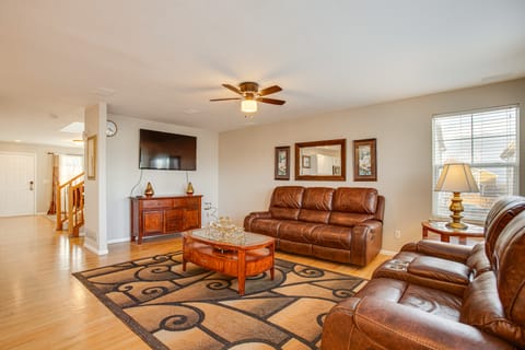 Spacious Family Home at Buckley SFB w/ Patio! House in Aurora