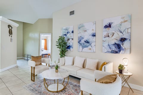 Pool Access, 7 Mi to Disney: Family Getaway! House in Four Corners