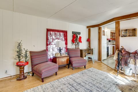 'Antique Farmhouse' in Bethel Springs on Half-Acre House in Tennessee