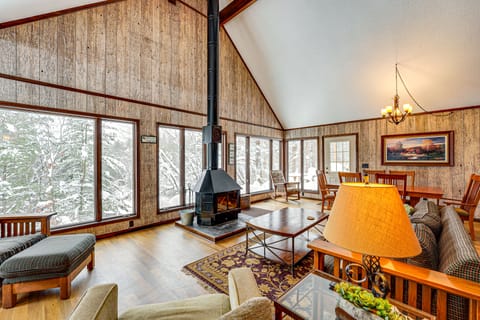 Pere Marquette Riverfront Retreat, Fish On-Site! House in Michigan