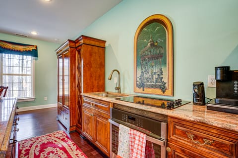 Hike, Fish & Explore Chattanooga! Lake-View Home House in Alabama