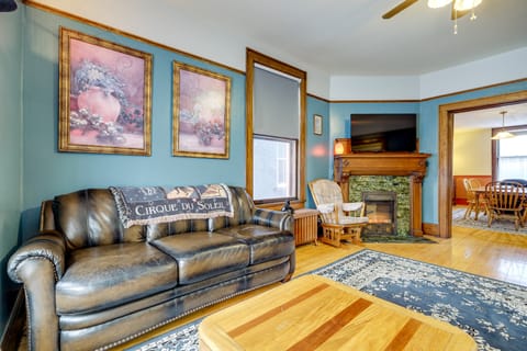 Steps to Dtwn Sault Ste Marie: Historic Home! House in Sault Ste Marie