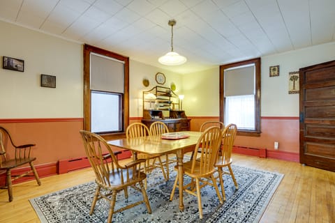 Steps to Dtwn Sault Ste Marie: Historic Home! House in Sault Ste Marie