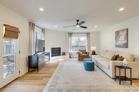 4 Mi to Six Flags: Family Retreat in San Antonio! House in San Antonio