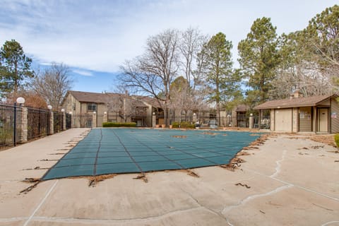 3 Mi to Buckley: Convenient Condo in Aurora Apartment in Aurora