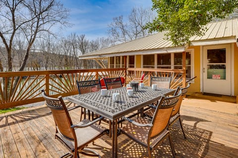 Rockaway Beach Home w/ Attached Dock Slip Included House in Rockaway Beach