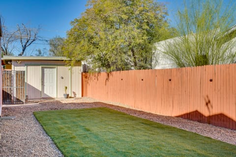 Casita Near Tucson Botanical Gardens: Shared Yard! Apartment in Tucson