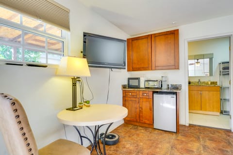 Casita Near Tucson Botanical Gardens: Shared Yard! Apartment in Tucson