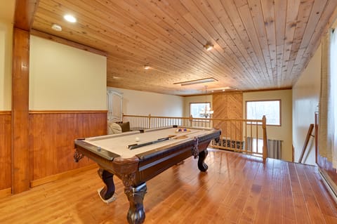 < 1 Mi to Hunter Mtn Skiing: Family-Friendly Stay! Apartment in Hunter
