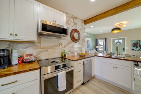 Dtwn McAlester Home Near Wedding Chapel & Casino House in McAlester