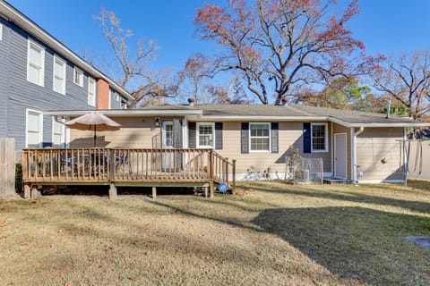 2 Mi to Downtown Savannah: Dog-Friendly Home! House in Savannah