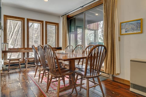 Near Okemo & Killington: Home w/ Sauna & Fireplace House in Plymouth