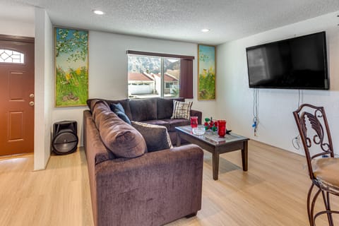 2 Mi to Old Town! Coachella Valley Snowbird Escape House in La Quinta