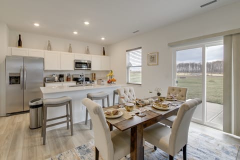 Shop, Dine & Explore: Indy Area Adventure Base Apartment in Greenwood