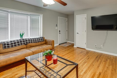 Fire Pit + Yard: Peaceful Bluegrass Escape! House in Lexington