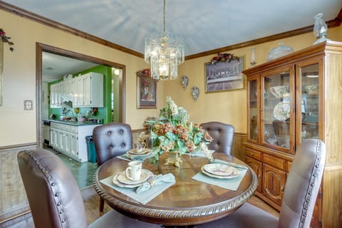 Pool & Large Covered Patio! Decatur Family Getaway House in Decatur