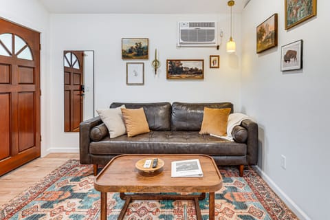 Sip, Golf & Unwind: Couple's Retreat in Fallbrook House in Fallbrook