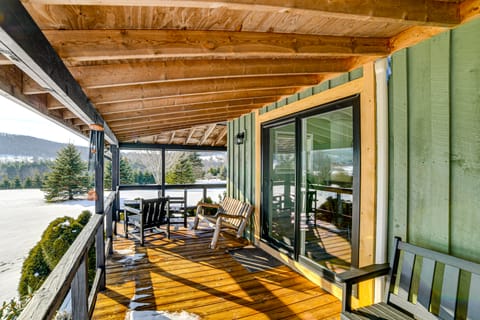 Near Cooperstown & Oneonta Baseball: Family Stay House in Capital District, NY, USA