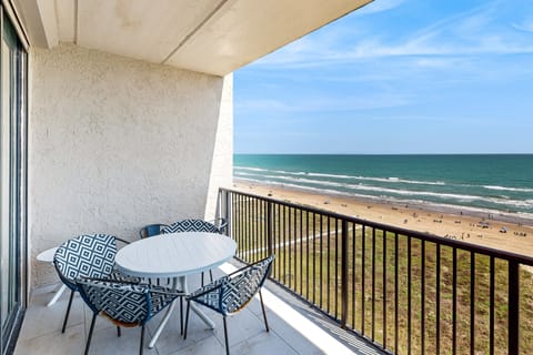 3BR Gulf-Facing Penthouse: Suntide III - Unit 1106 Apartment in South Padre Island