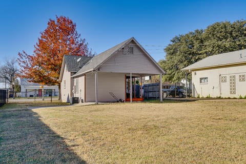 Pet-Friendly Fort Worth Home: World Cup 2026 HQ! House in Arlington